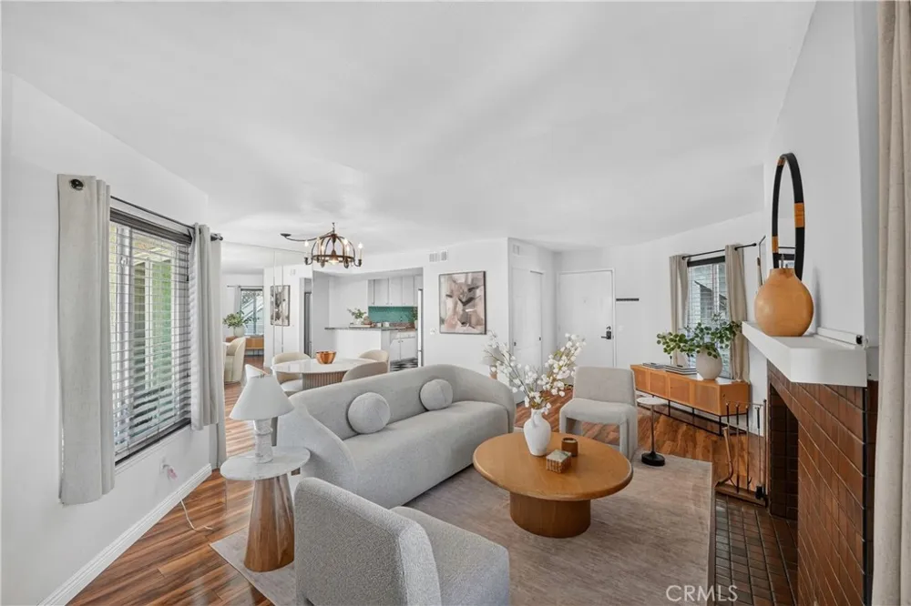 69 Brownfield Pomona, CA 91766