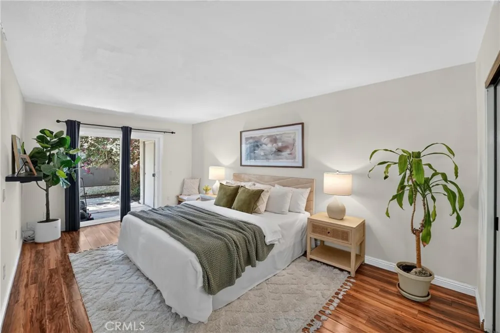 69 Brownfield Pomona, CA 91766