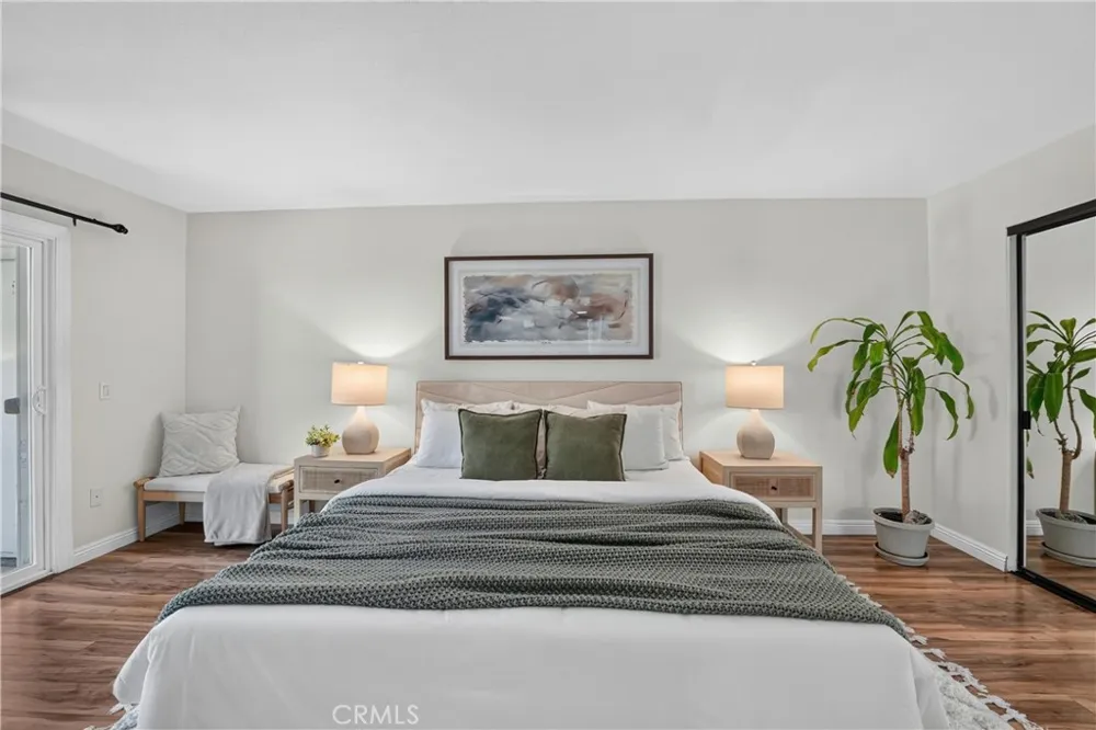 69 Brownfield Pomona, CA 91766