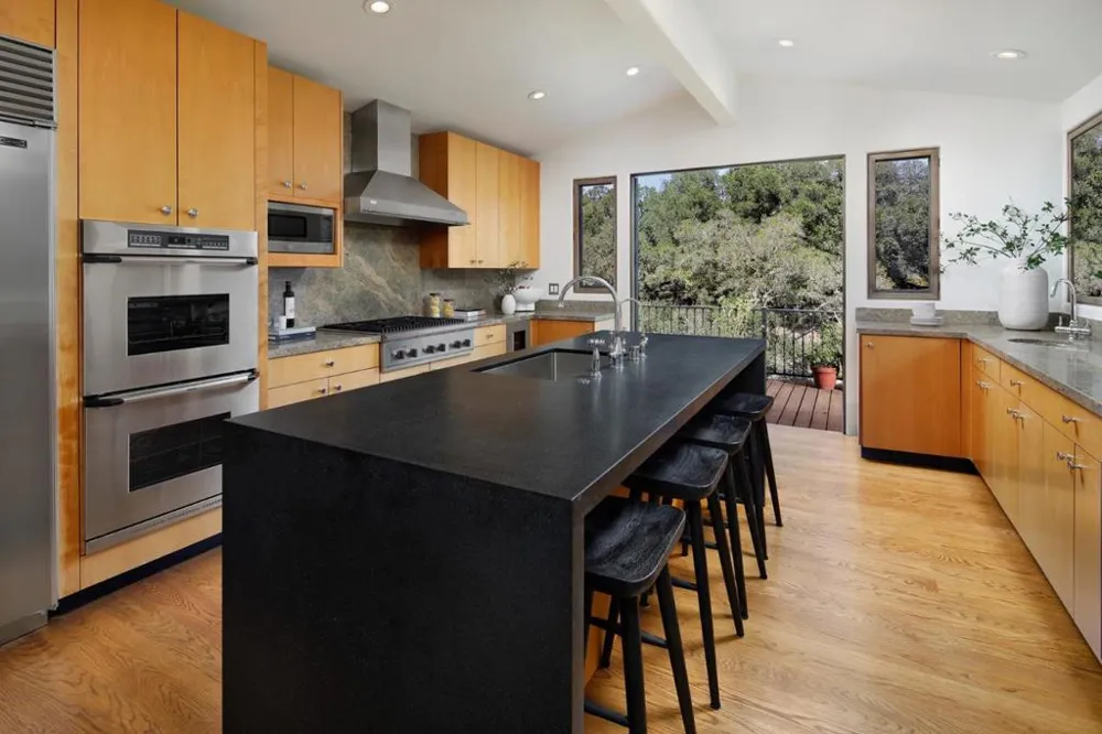307 Olive Hill Lane Woodside, CA 94062