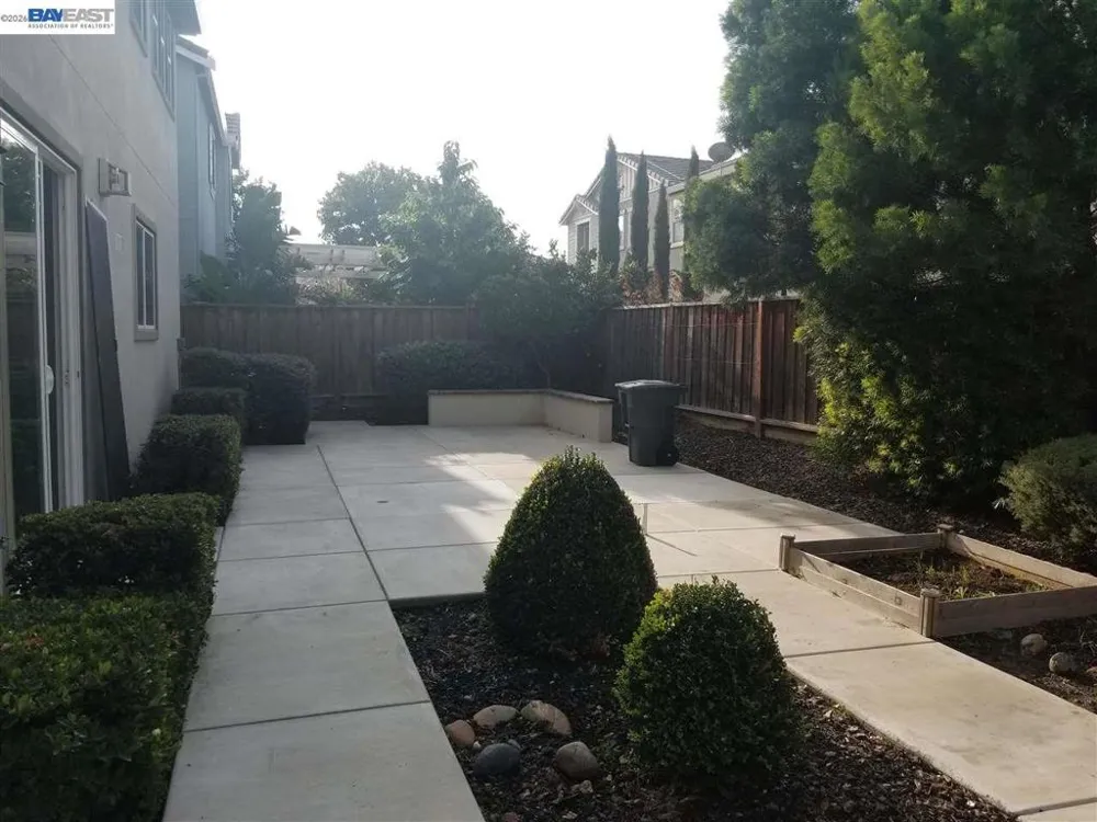 199 Alta Dena St Mountain House, CA 95391