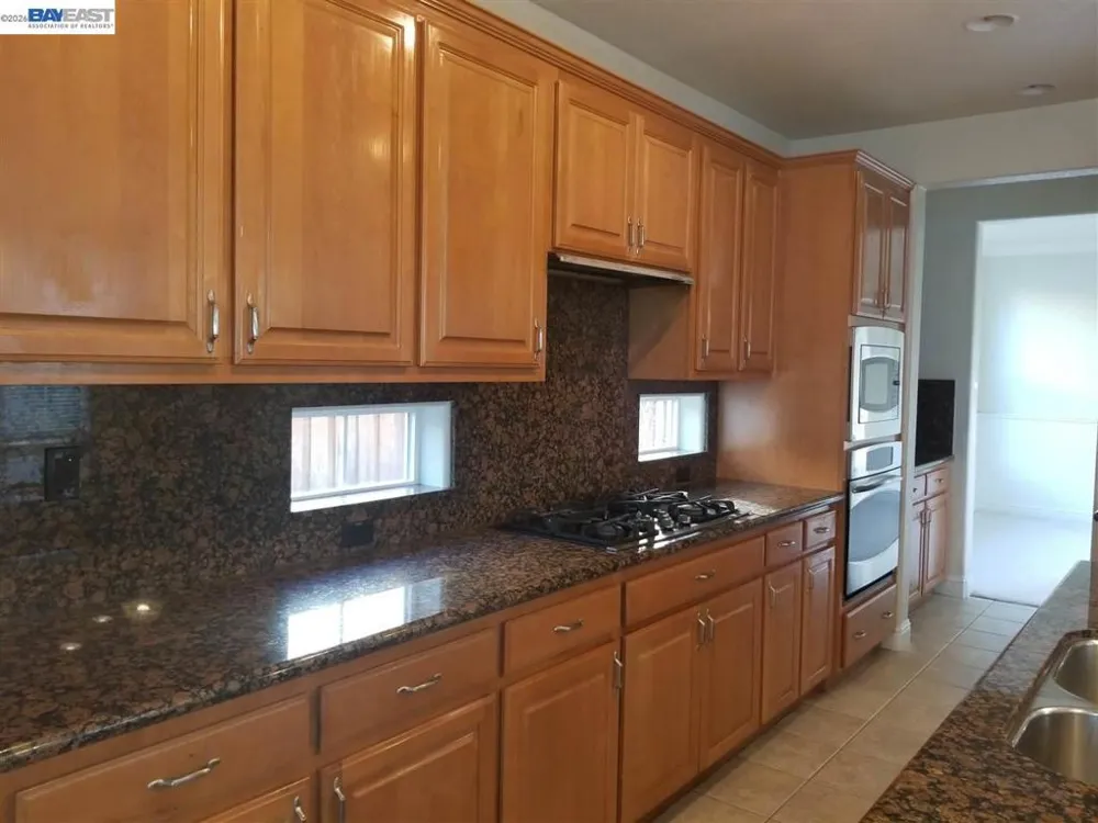 199 Alta Dena St Mountain House, CA 95391