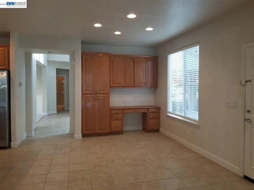 199 Alta Dena St Mountain House, CA 95391