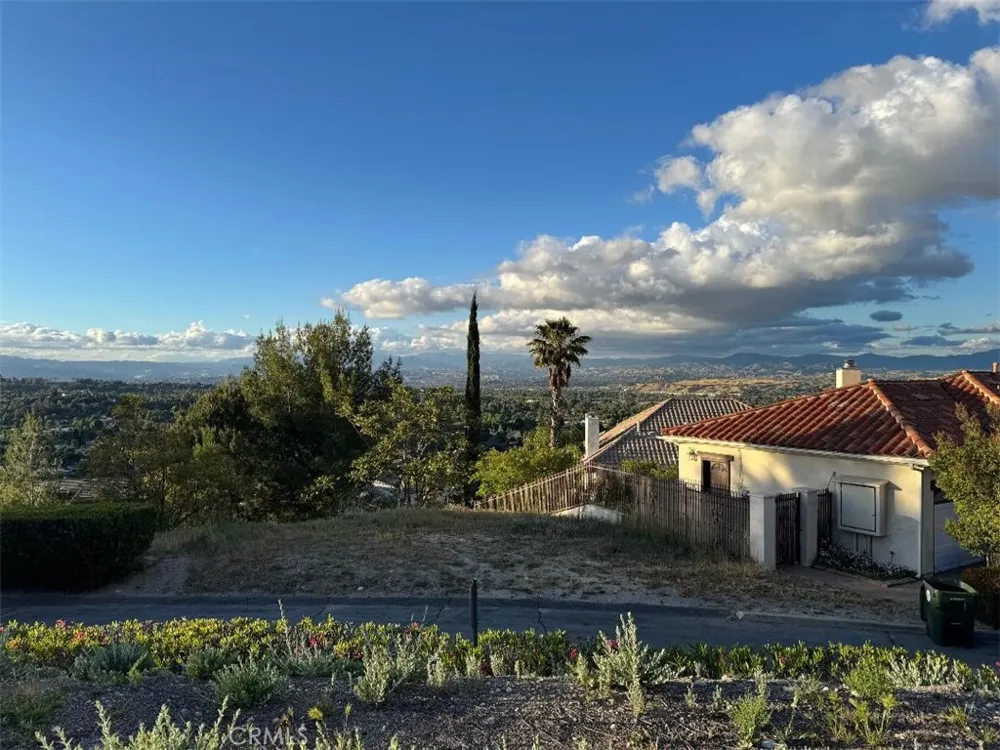 23808 Bella Vista Newhall, CA 91321