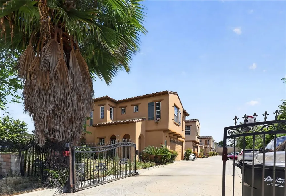 1350 S Towne Pomona, CA 91766