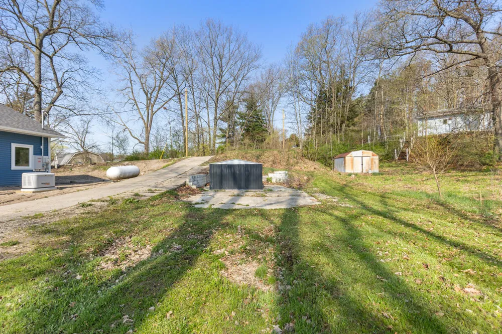 5123 Hurt Drive Delton, MI 49046