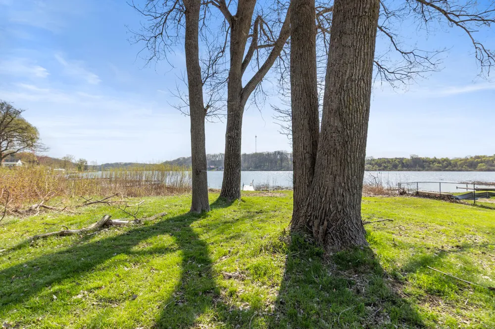 5123 Hurt Drive Delton, MI 49046