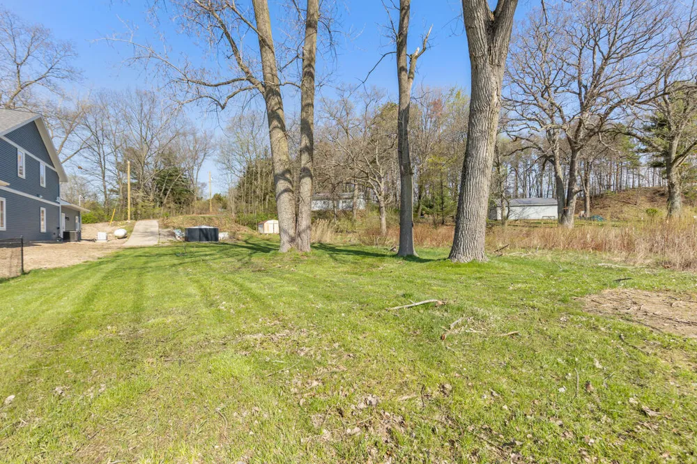5123 Hurt Drive Delton, MI 49046