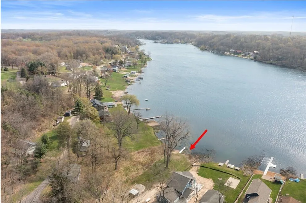 5123 Hurt Drive Delton, MI 49046