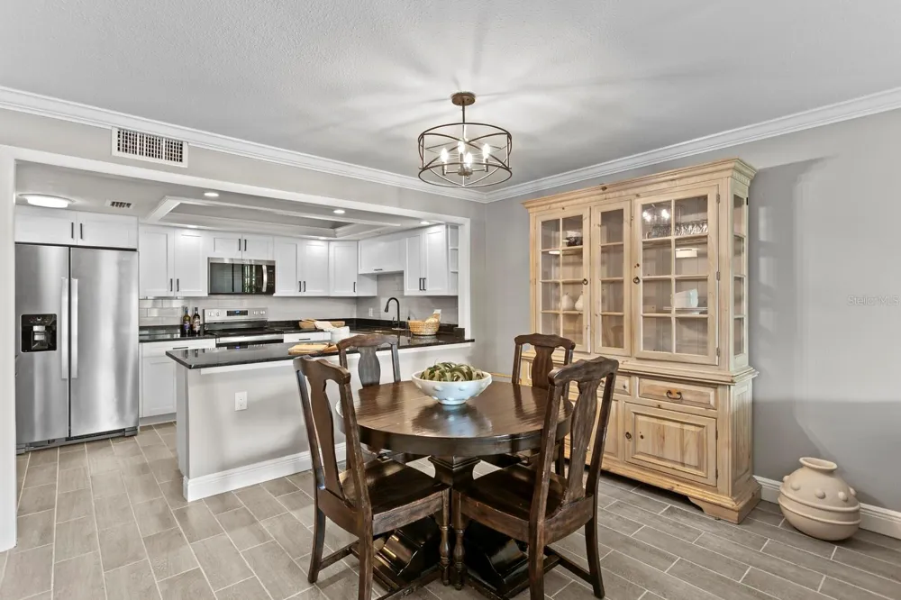 100 OAKMONT LANE #105 Belleair, FL 33756