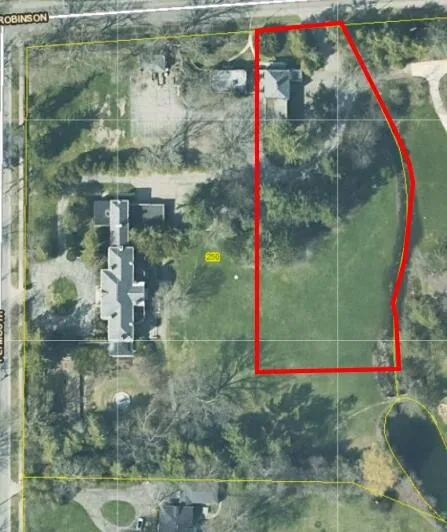 250 Plymouth Avenue SE #5 East Grand Rapids, MI 49506