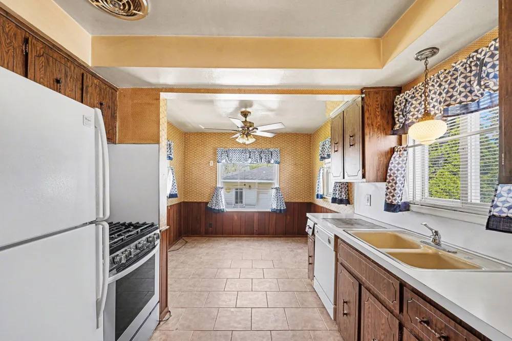 24924 Princeton Street Dearborn, MI 48124