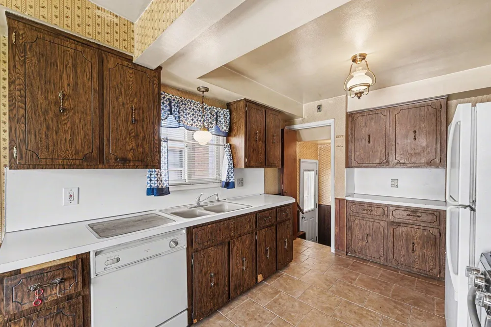 24924 Princeton Street Dearborn, MI 48124