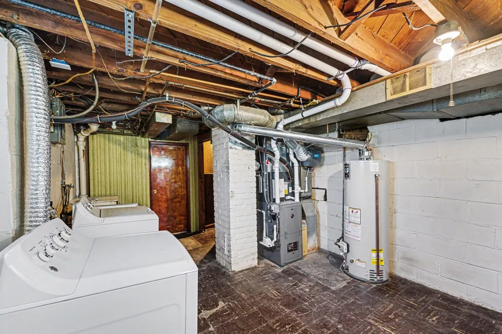 24924 Princeton Street Dearborn, MI 48124
