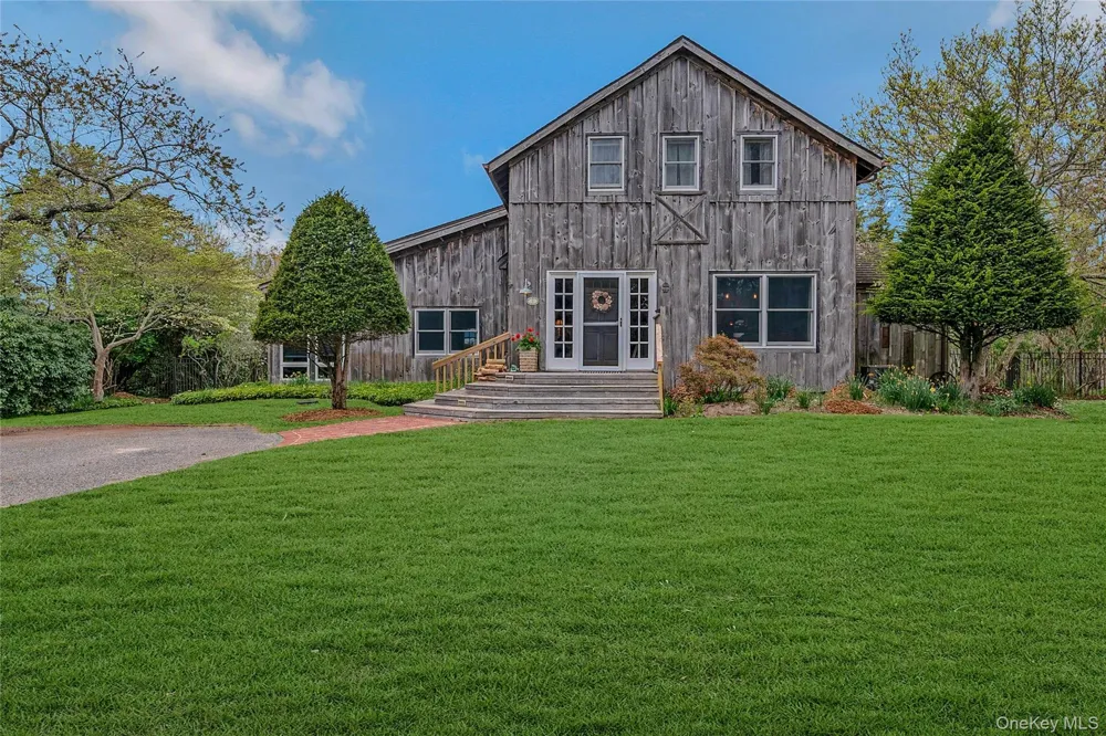 5A/5B Jessup Lane Quogue, NY 11959