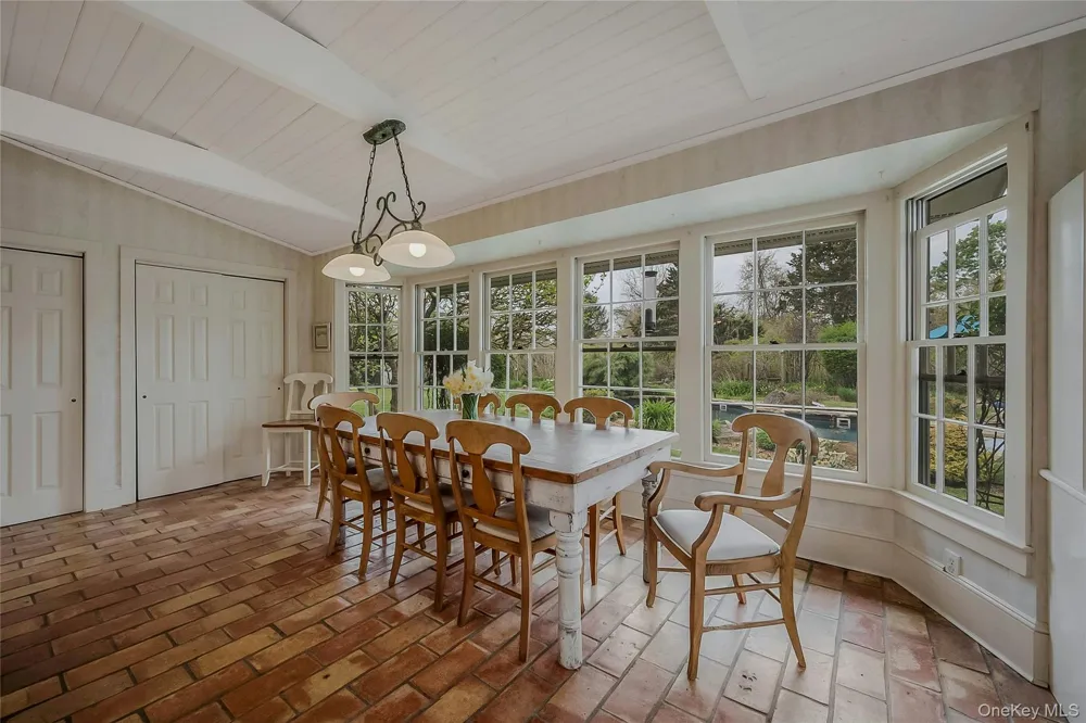 5A/5B Jessup Lane Quogue, NY 11959