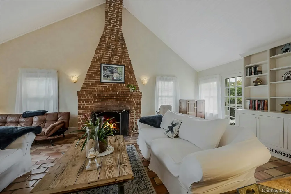5A/5B Jessup Lane Quogue, NY 11959