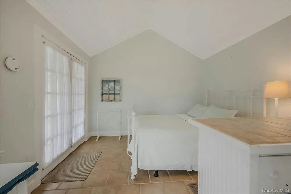5A/5B Jessup Lane Quogue, NY 11959