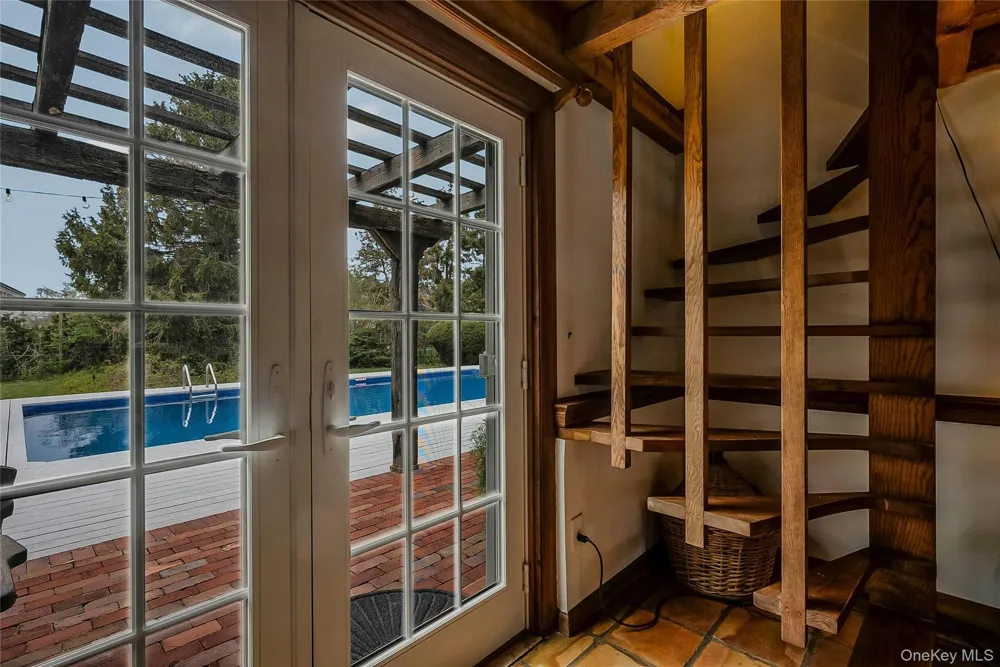 5A/5B Jessup Lane Quogue, NY 11959