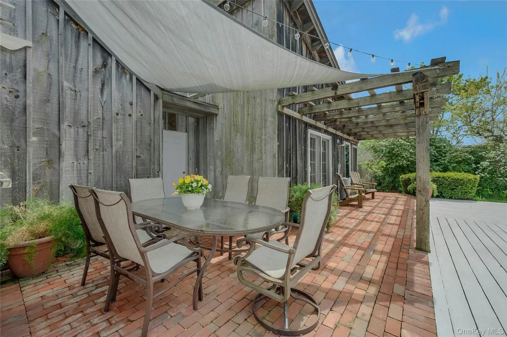 5A/5B Jessup Lane Quogue, NY 11959