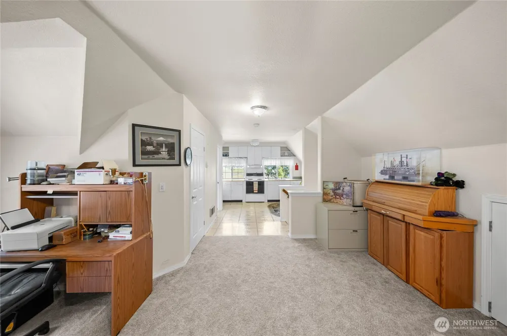 8320 E Grapeview Loop Road Allyn, WA 98524