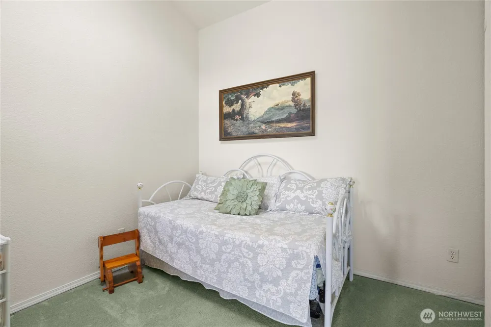 8320 E Grapeview Loop Road Allyn, WA 98524