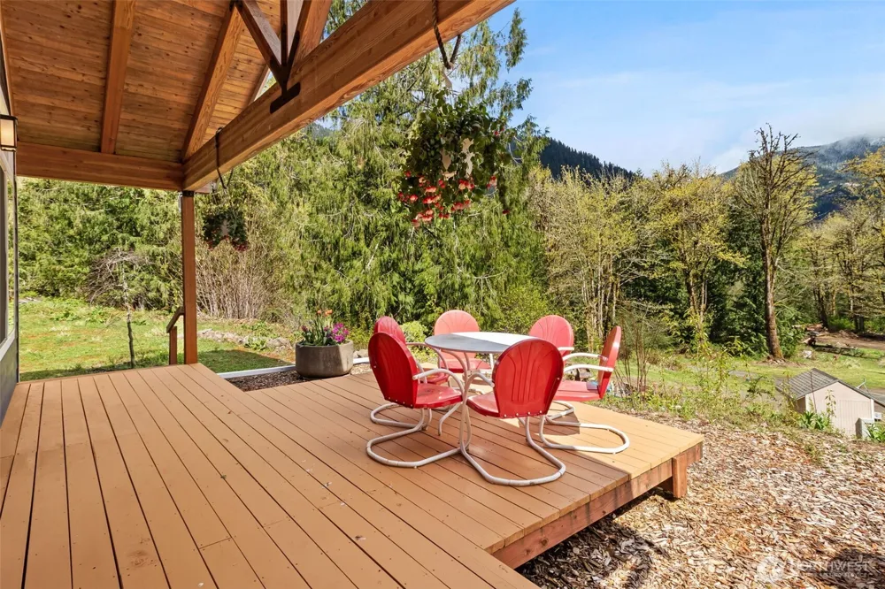 5588 State Route 508 Morton, WA 98356