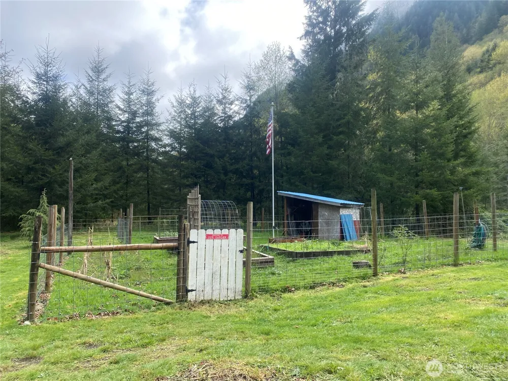 5588 State Route 508 Morton, WA 98356