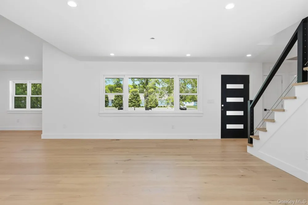 7 Mortimer Street Westhampton Beach, NY 11978
