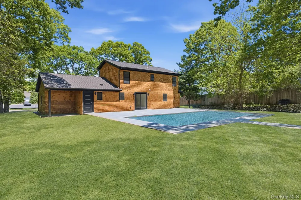 7 Mortimer Street Westhampton Beach, NY 11978