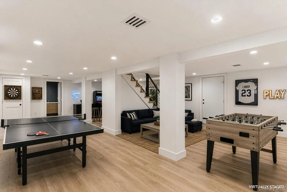 7 Mortimer Street Westhampton Beach, NY 11978