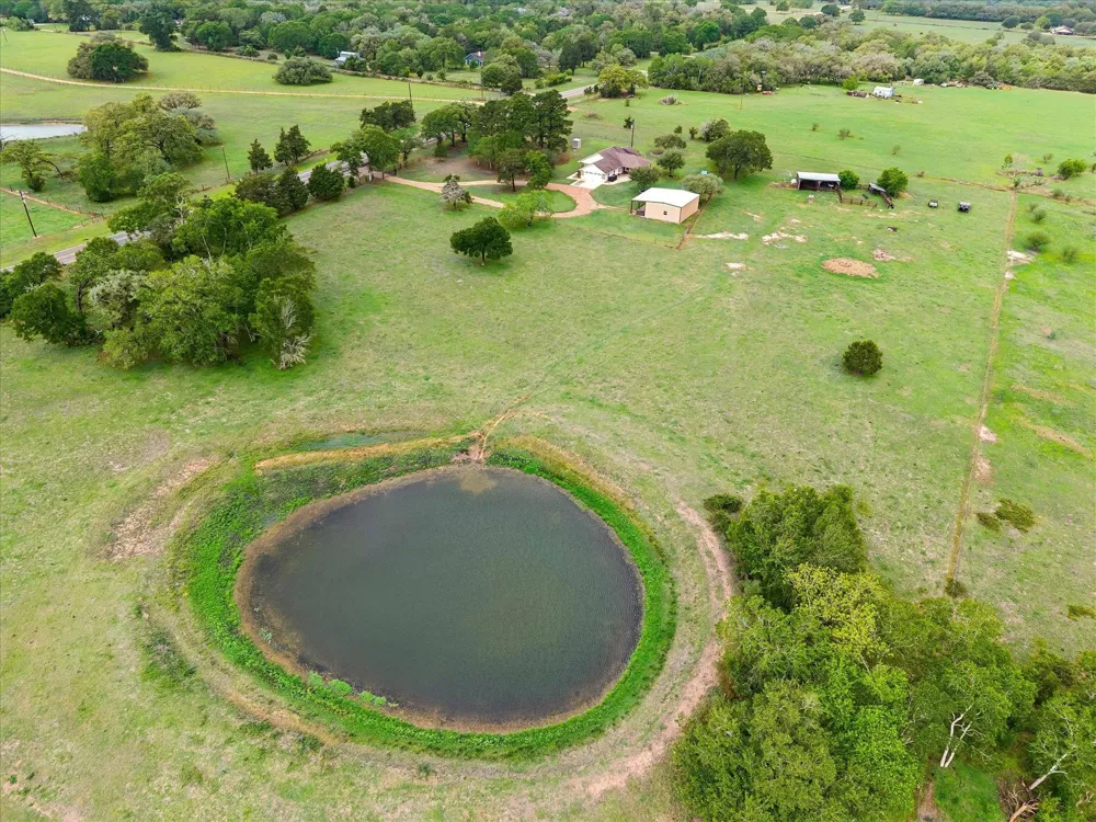 1791 Fm 2434 Weimar, TX 78962