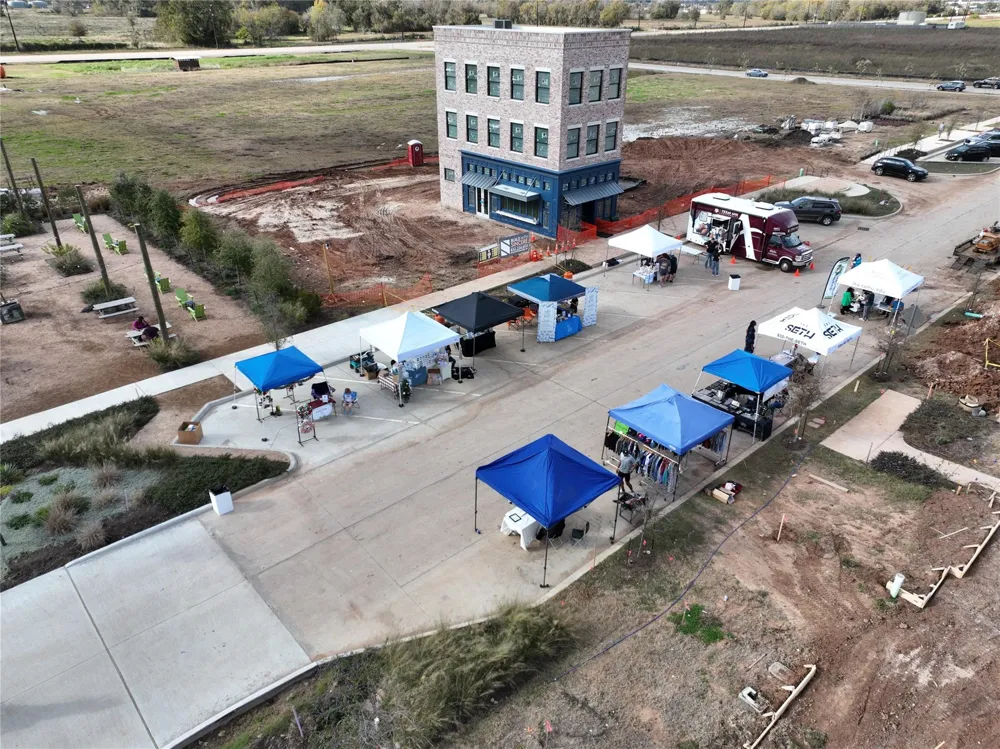 1241 Mercantile Street Richmond, TX 77406