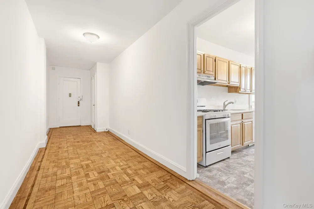 300 S Broadway #3D Tarrytown, NY 10591