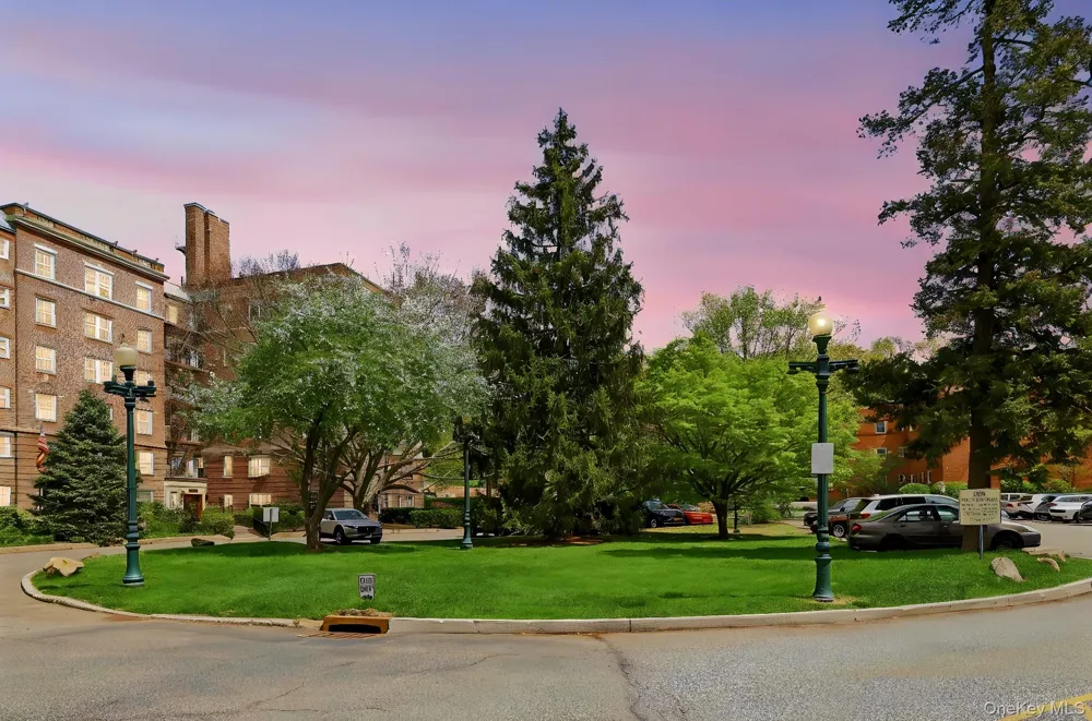 300 S Broadway #3D Tarrytown, NY 10591