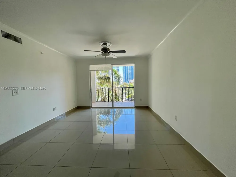 17100 Bay Rd #1517 Sunny Isles Beach, FL 33160
