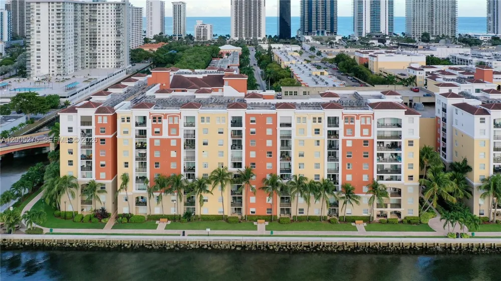 17100 Bay Rd #1517 Sunny Isles Beach, FL 33160