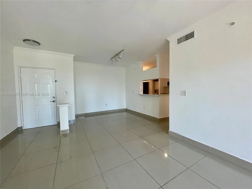 17100 Bay Rd #1517 Sunny Isles Beach, FL 33160