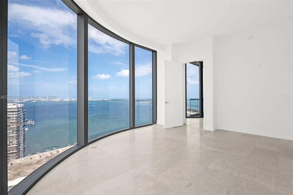 175 SE 25 RD #2604 Miami, FL 33129