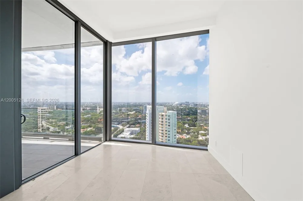 175 SE 25 RD #2604 Miami, FL 33129