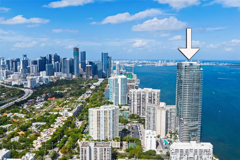 175 SE 25 RD #2604 Miami, FL 33129