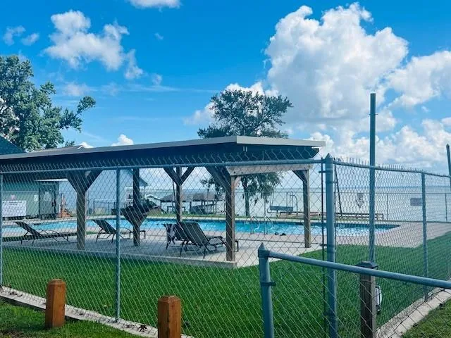 600 Sam Houston Loop Point Blank, TX 77364