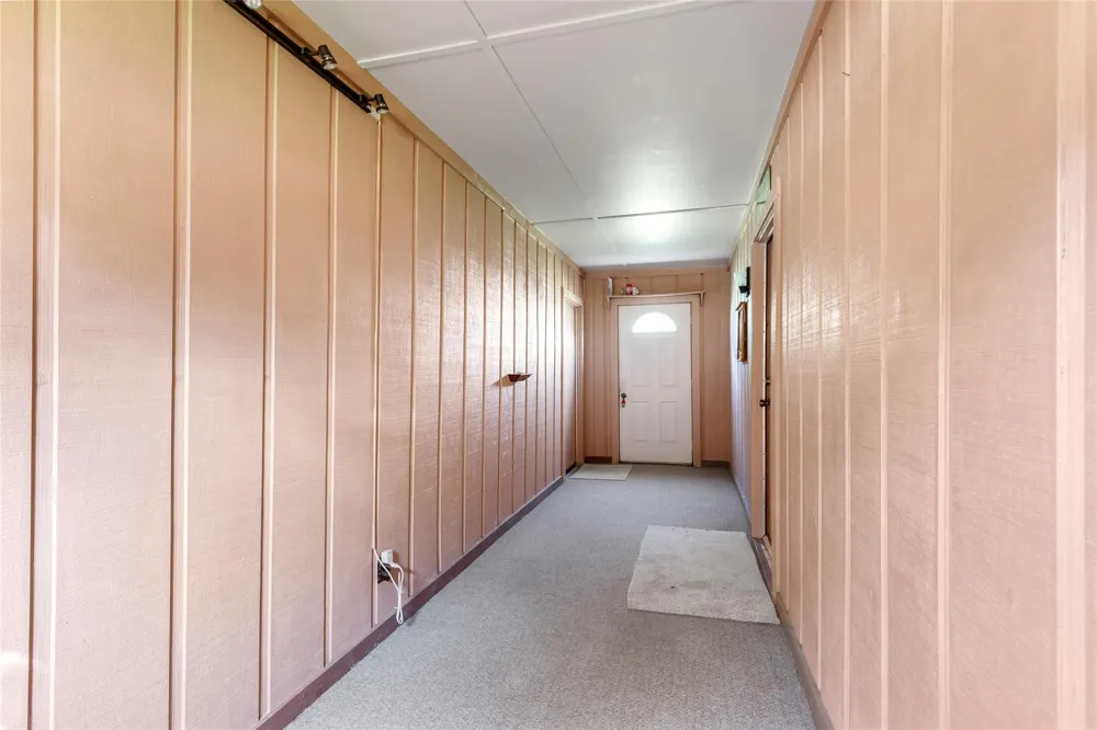 600 Sam Houston Loop Point Blank, TX 77364