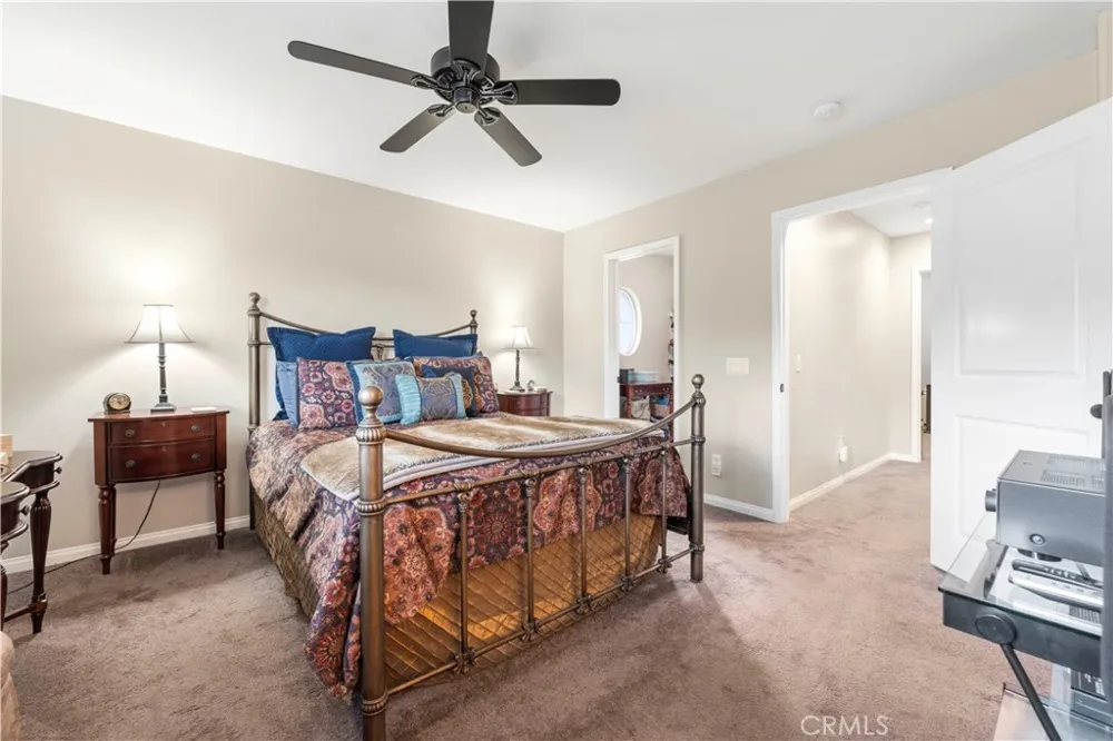 19527 Opal lane Saugus, CA 91350