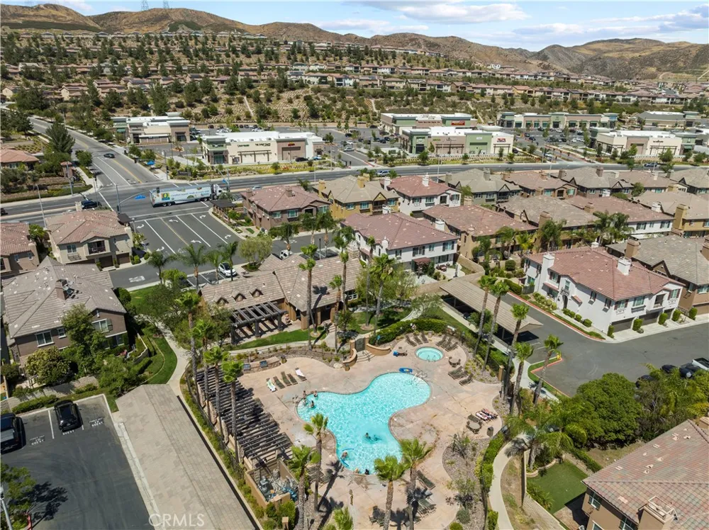 19527 Opal lane Saugus, CA 91350