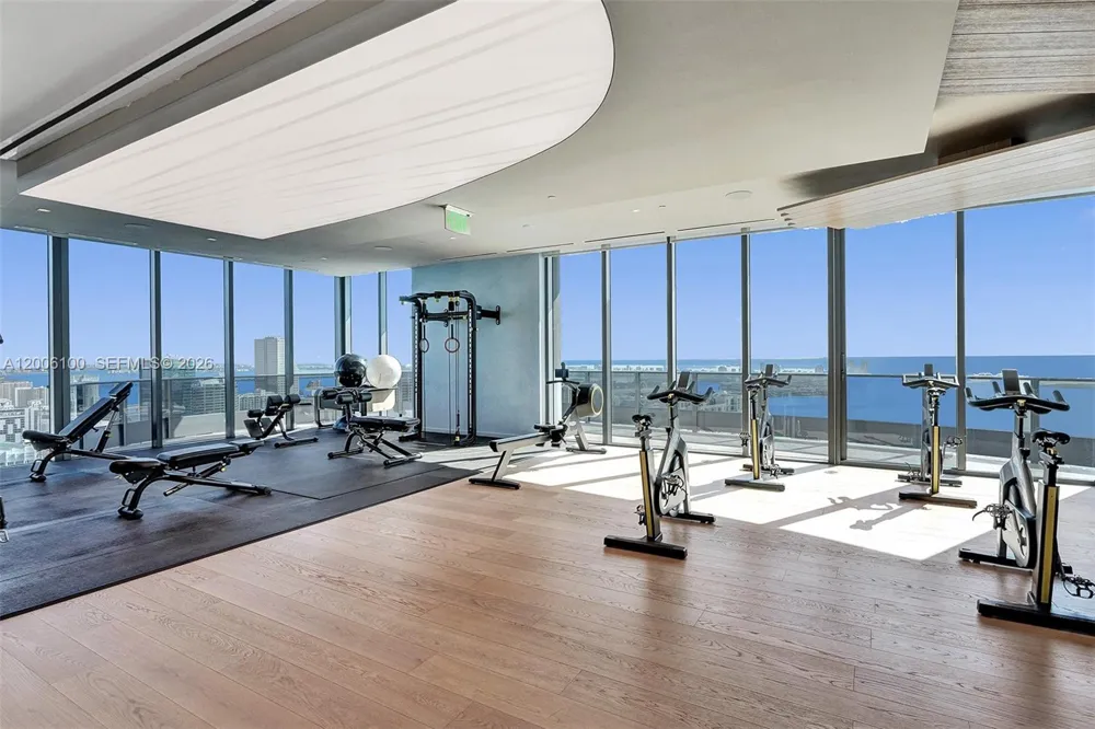 1000 Brickell Plaza #PH5106 Miami, FL 33131