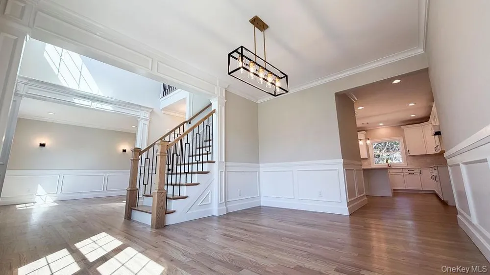 3421 Hawthorne Drive Wantagh, NY 11793