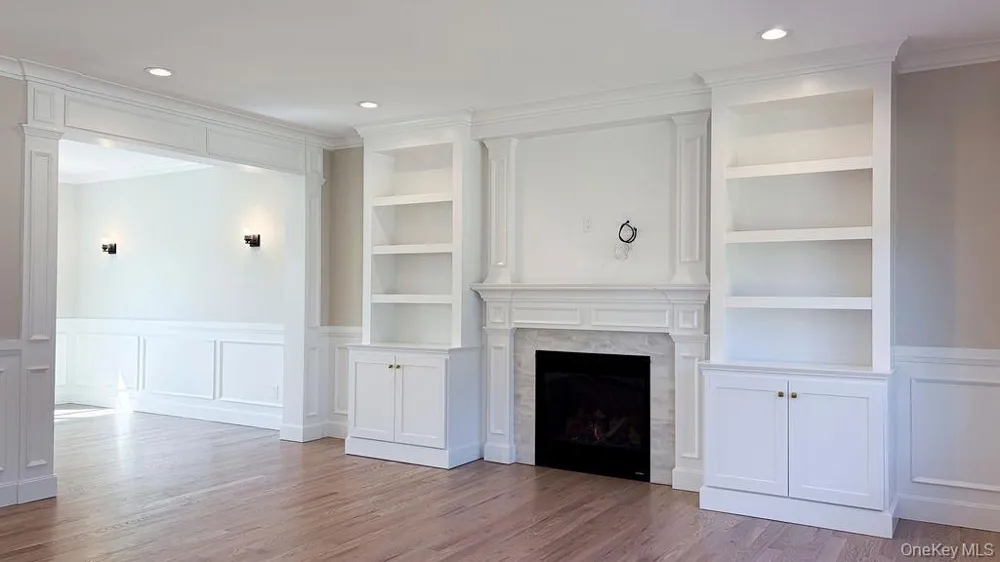 3421 Hawthorne Drive Wantagh, NY 11793