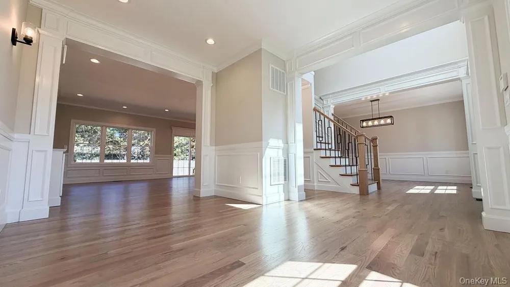 3421 Hawthorne Drive Wantagh, NY 11793