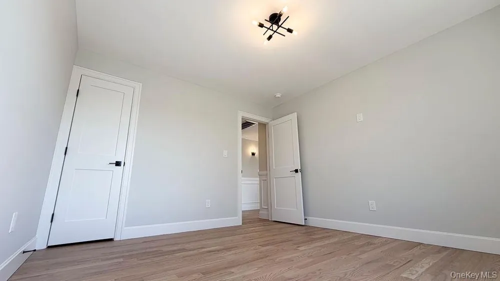 3421 Hawthorne Drive Wantagh, NY 11793